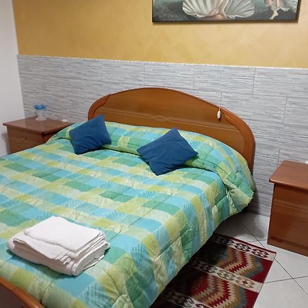 B&B I Tre Ulivi Morro dʼOro Exterior foto
